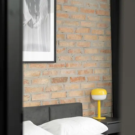 Appartement Spacious In A Quiet Area Of By Renters Poznań