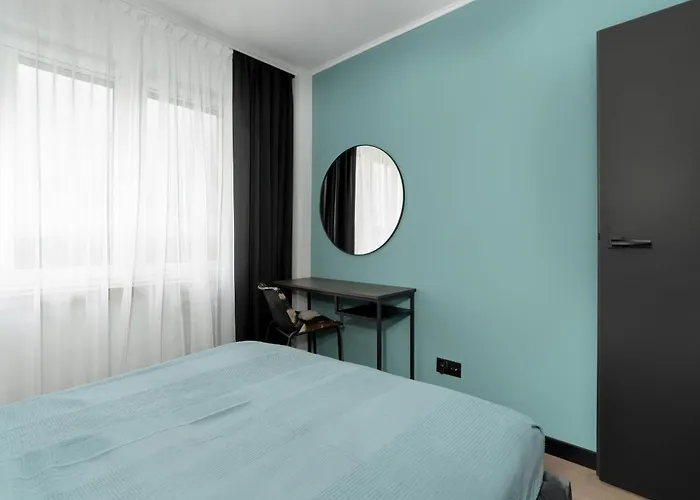 Spacious In A Quiet Area Of By Renters Apartman *